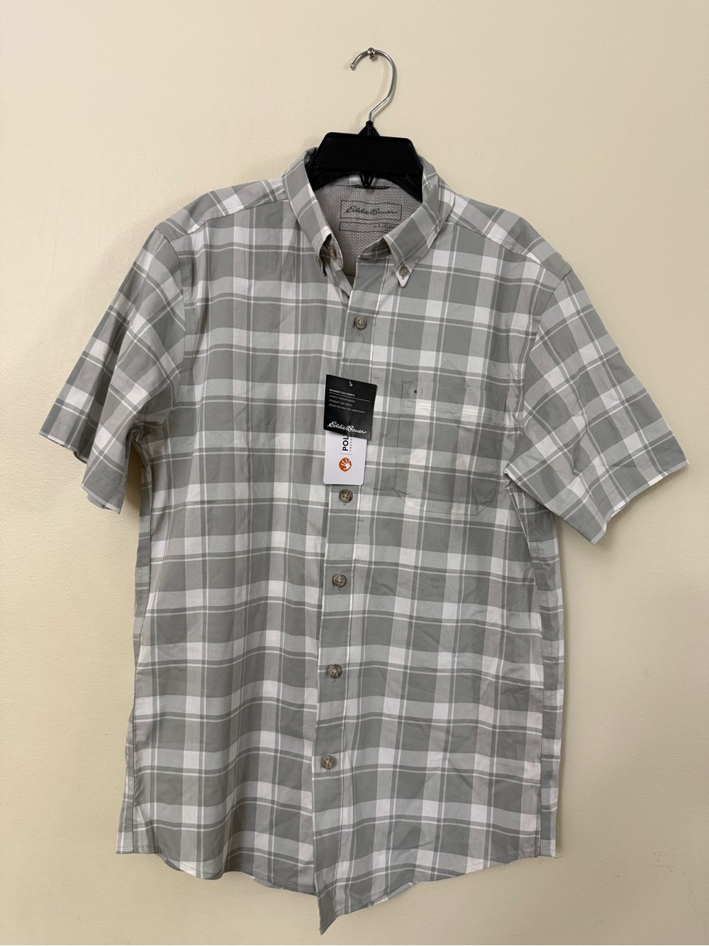 Eddie Bauer Men's Gray and White Plaid Short-Sleeve Button-Down Shirt